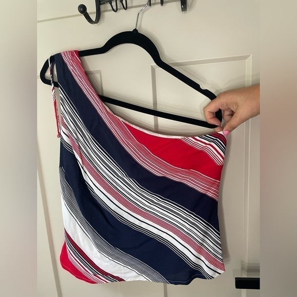 Designer One Shoulder Blouse - Picture 4 of 5